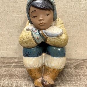 Lladro Pensive Eskimo Boy